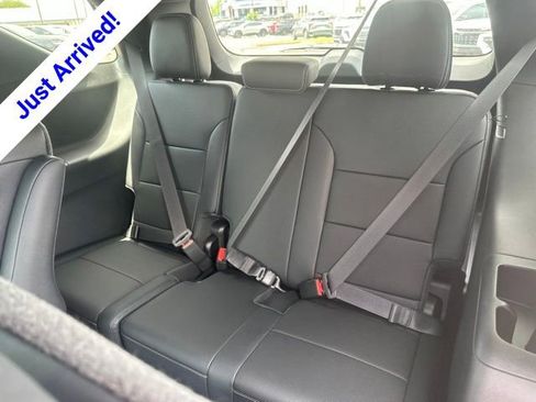 New 2026 Chevrolet Traverse LT w/ Sun and Wheel Package FWD image 29