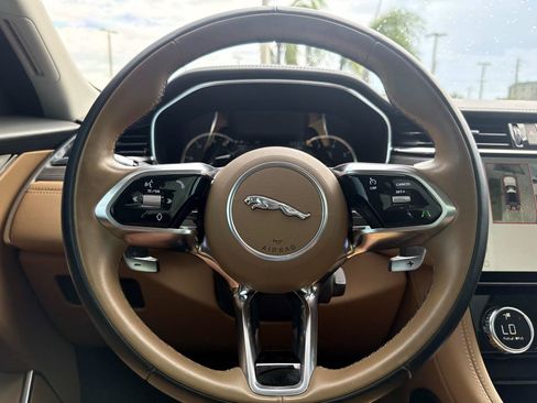 Used 2021 Jaguar F-PACE S AWD/4WD image 29