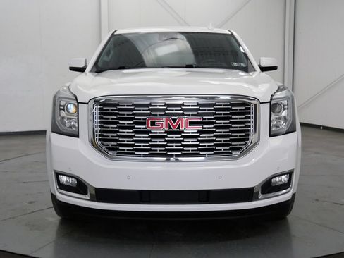 Used 2020 GMC Yukon XL Denali w/ Denali Premium Package AWD/4WD image 2