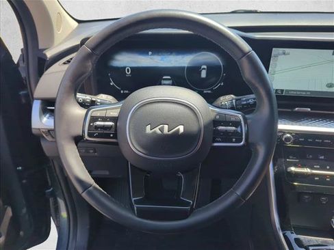 Used 2024 Kia Carnival SX Prestige FWD image 13
