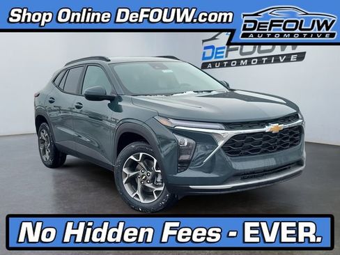 New 2026 Chevrolet Trax LT w/ Driver Confidence Package image 1