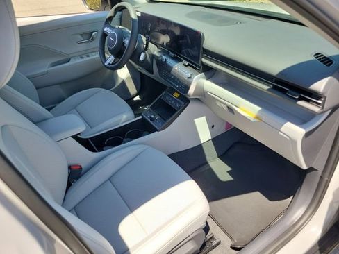 New 2026 Hyundai Kona SEL Premium FWD image 23
