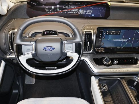 New 2025 Ford Expedition Max Platinum w/ Platinum Ultimate Package image 21