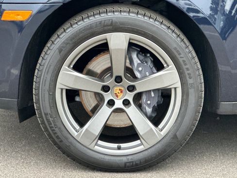 Used 2023 Porsche Macan image 27