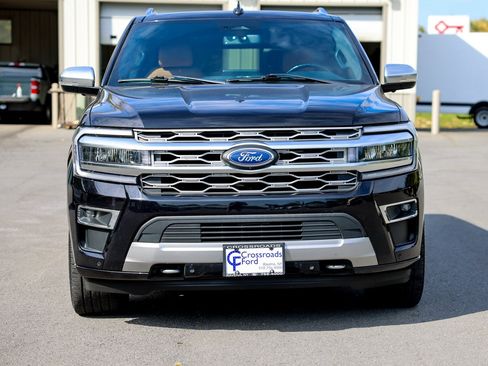 Certified 2022 Ford Expedition Platinum image 3