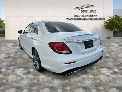 Used 2019 Mercedes-Benz E 300 image 4