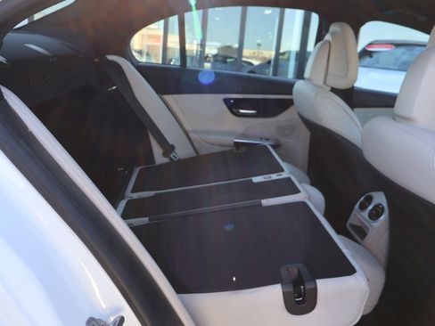 Certified 2022 Mercedes-Benz C 300 4MATIC Sedan w/ Pinnacle Trim Package image 24