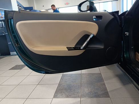 Used 2007 Saturn Sky w/ Premium Trim Pkg RWD image 13