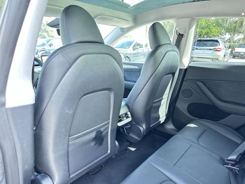 Used 2023 Tesla Model Y Long Range AWD/4WD image 14