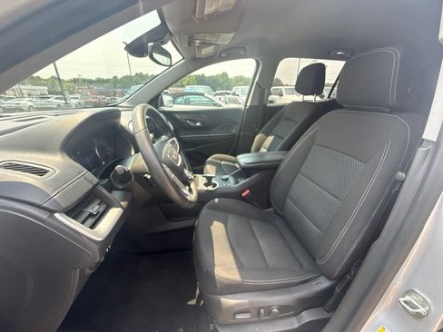 Used 2022 GMC Terrain SLE w/ Driver Convenience Package FWD image 13
