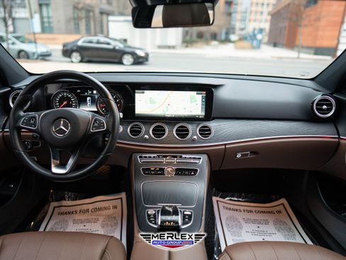 Used 2018 Mercedes-Benz E 300 300 image 14