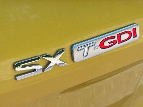 Used 2021 Kia Seltos SX w/ SX Sunroof Package AWD/4WD image 19