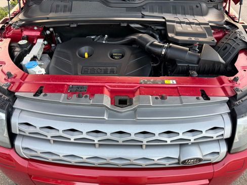 Used 2013 Land Rover Range Rover Evoque Pure Premium image 32