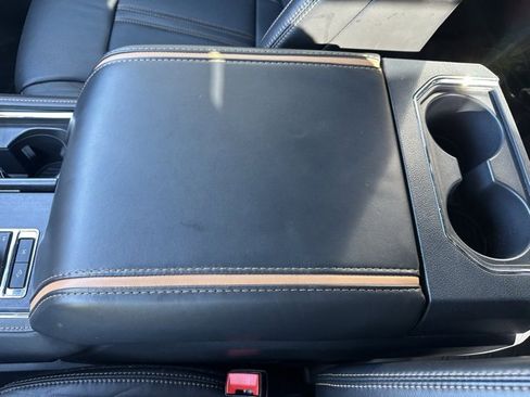 Used 2022 Ford Expedition Max Platinum image 34