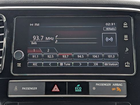 Used 2019 Mitsubishi Outlander SEL AWD/4WD image 26