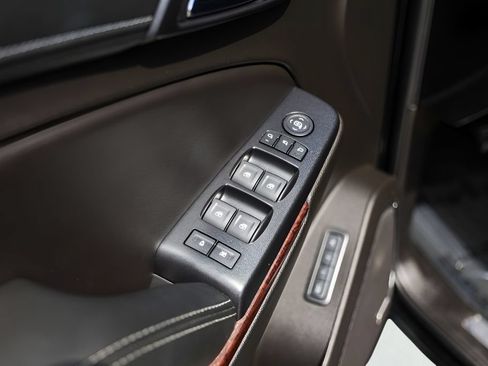 Used 2018 GMC Yukon SLT w/ HD Trailering Package RWD image 26