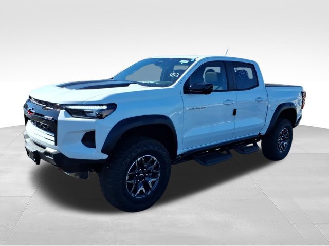 New 2026 Chevrolet Colorado ZR2 w/ Technology Package AWD/4WD image 4