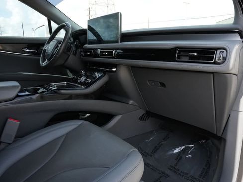 Used 2022 Lincoln Nautilus Reserve w/ Luxury Package image 22