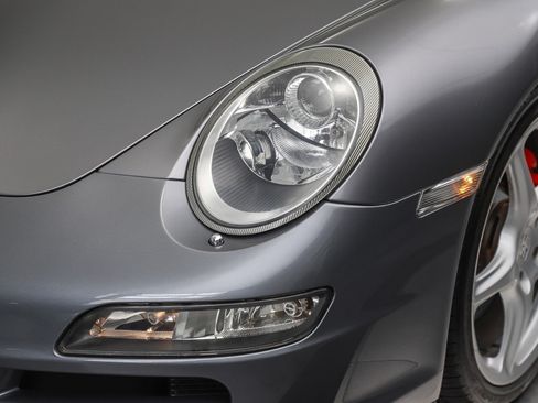 Used 2006 Porsche 911 Carrera S RWD image 12
