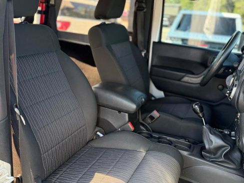 Used 2011 Jeep Wrangler Sport AWD/4WD image 10