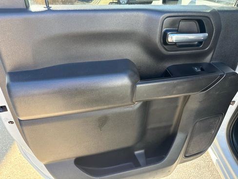Used 2022 Chevrolet Silverado 2500 LT w/ Convenience Package image 22