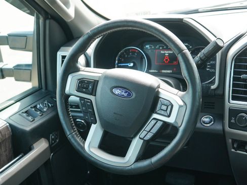 Used 2018 Ford F250 Lariat w/ Lariat Ultimate Package AWD/4WD image 15