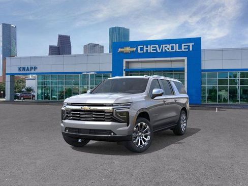 New 2026 Chevrolet Suburban Premier RWD image 8