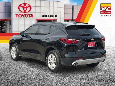 Used 2020 Chevrolet Blazer LT FWD image 3