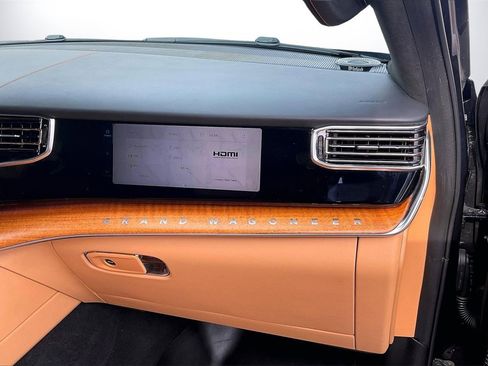 Used 2022 Jeep Grand Wagoneer Series III image 22