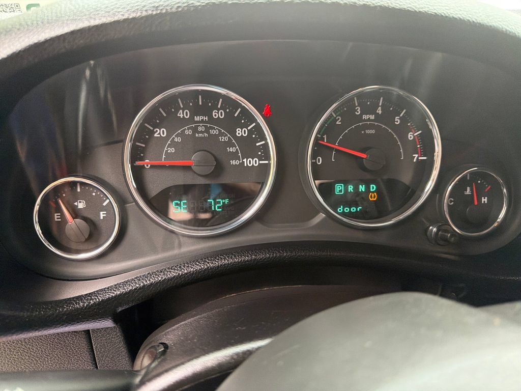 Used 2011 Jeep Wrangler Sport AWD/4WD image 15