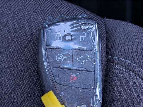 Used 2025 GMC Sierra 1500 Elevation w/ Preferred Package image 30