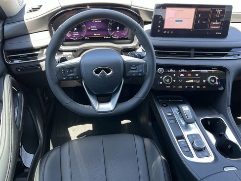 New 2026 INFINITI QX60 Luxe image 10
