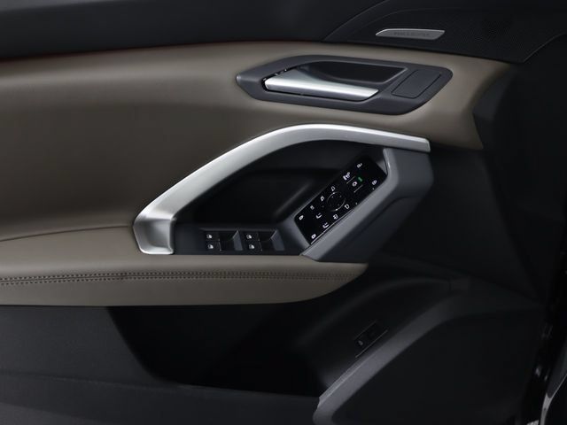New 2026 Audi Q5 Premium Plus AWD/4WD image 11