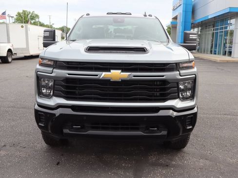 New 2026 Chevrolet Silverado 2500 Custom w/ Custom Value Package AWD/4WD image 19