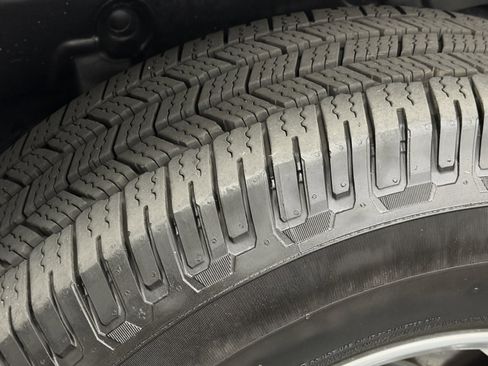 Used 2022 Jeep Wrangler Unlimited Sport image 18