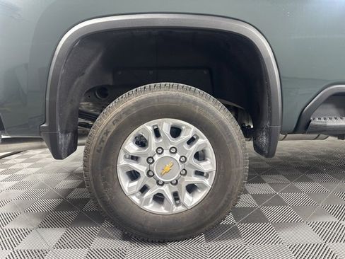 Used 2026 Chevrolet Silverado 2500 LTZ w/ LTZ Convenience Package image 9