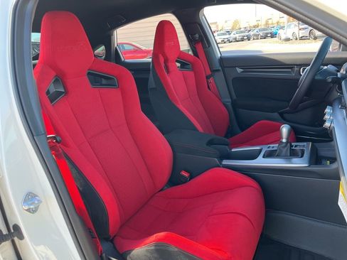 Used 2025 Honda Civic Type R image 27