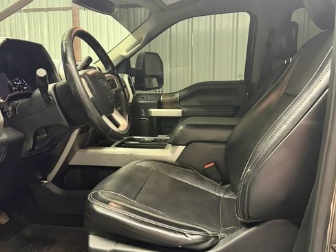Used 2019 Ford F250 Lariat w/ Lariat Value Package image 13