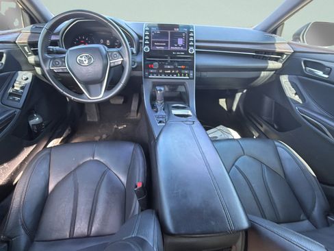 Used 2021 Toyota Avalon XLE FWD image 13