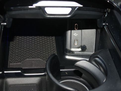 New 2026 Mercedes-Benz GLC 43 AMG 4MATIC Coupe image 30