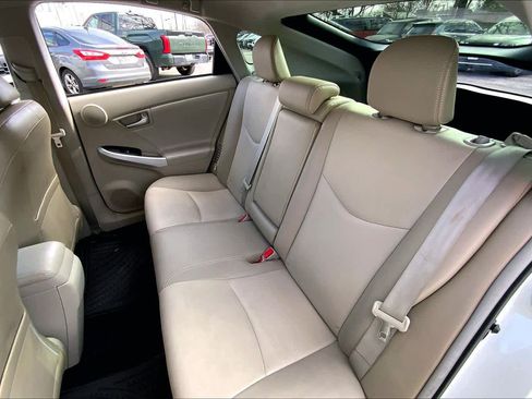 Used 2013 Toyota Prius Four image 19