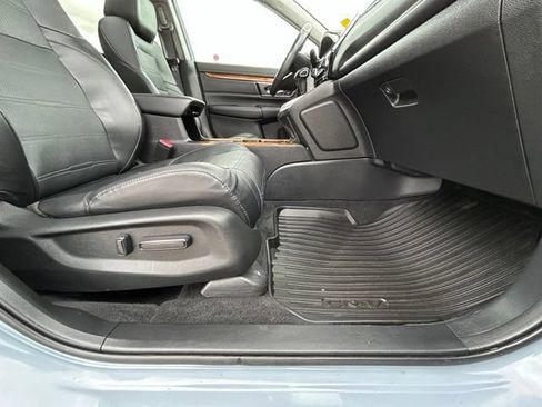 Used 2020 Honda CR-V Touring image 37