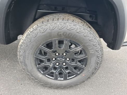 New 2026 Chevrolet Colorado Trail Boss AWD/4WD image 29