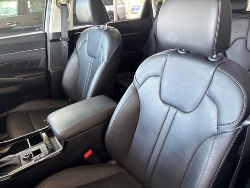 Used 2022 Kia Sorento SX AWD/4WD image 11