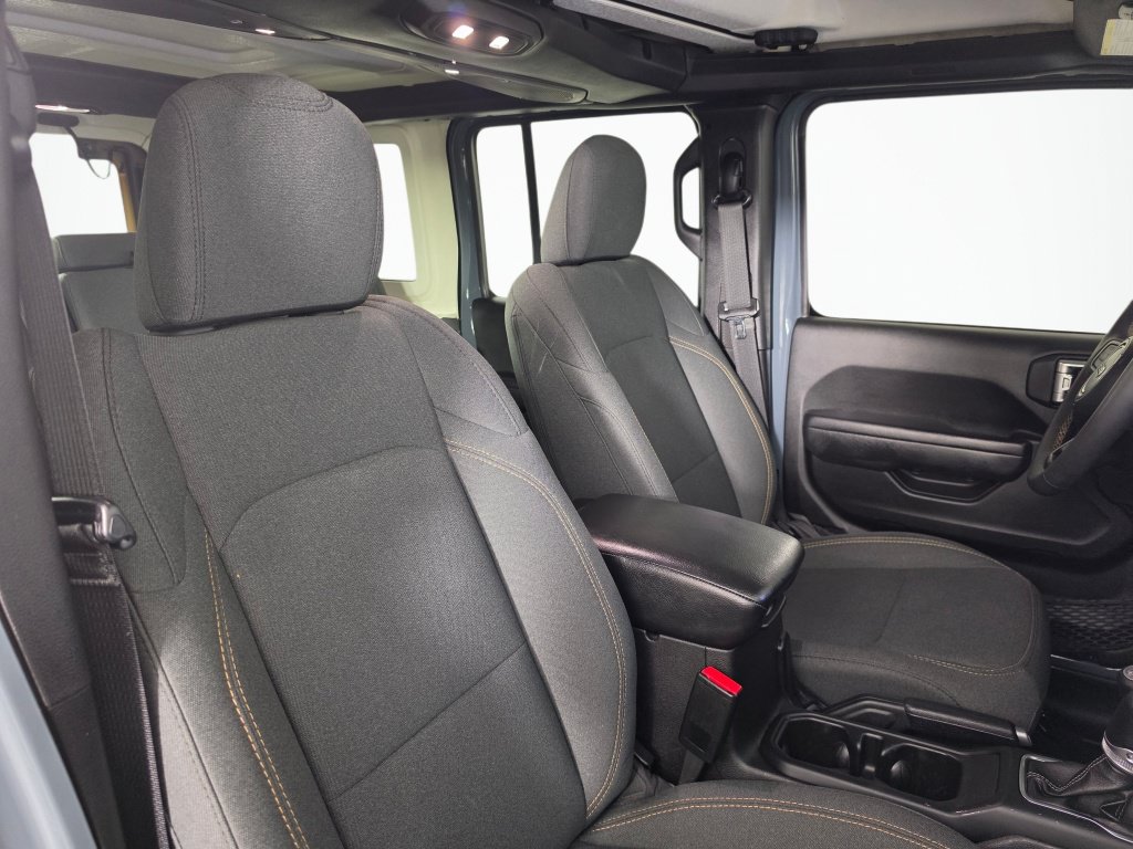 Used 2024 Jeep Wrangler Unlimited w/ Convenience Group AWD/4WD image 40
