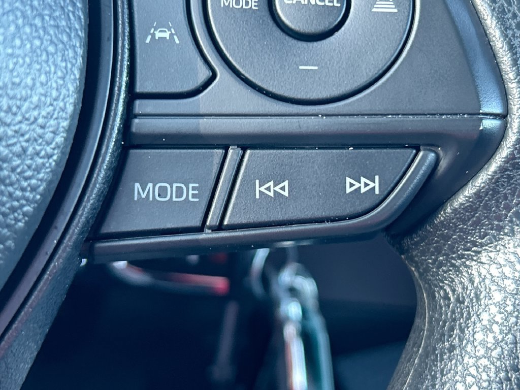 Used 2026 Toyota Corolla LE FWD image 16