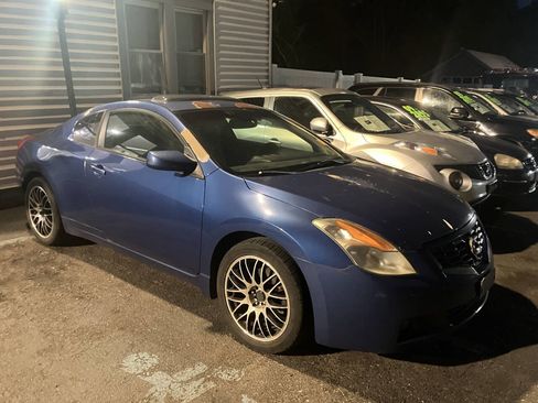 Used 2009 Nissan Altima 2.5 S w/ Premium Pkg FWD image 1