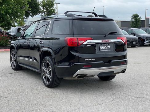 Used 2017 GMC Acadia Denali w/ Technology Package FWD image 5