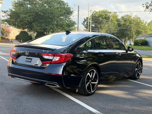 Used 2019 Honda Accord Sport image 6