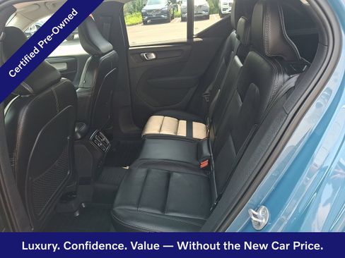 Certified 2024 Volvo XC40 B5 Core AWD/4WD image 11